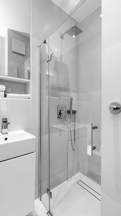 Sopocka Rezydencja I 12 Min Plaza I Zamkniete Osiedle - Comfy Apartments Sopot Exteriör bild