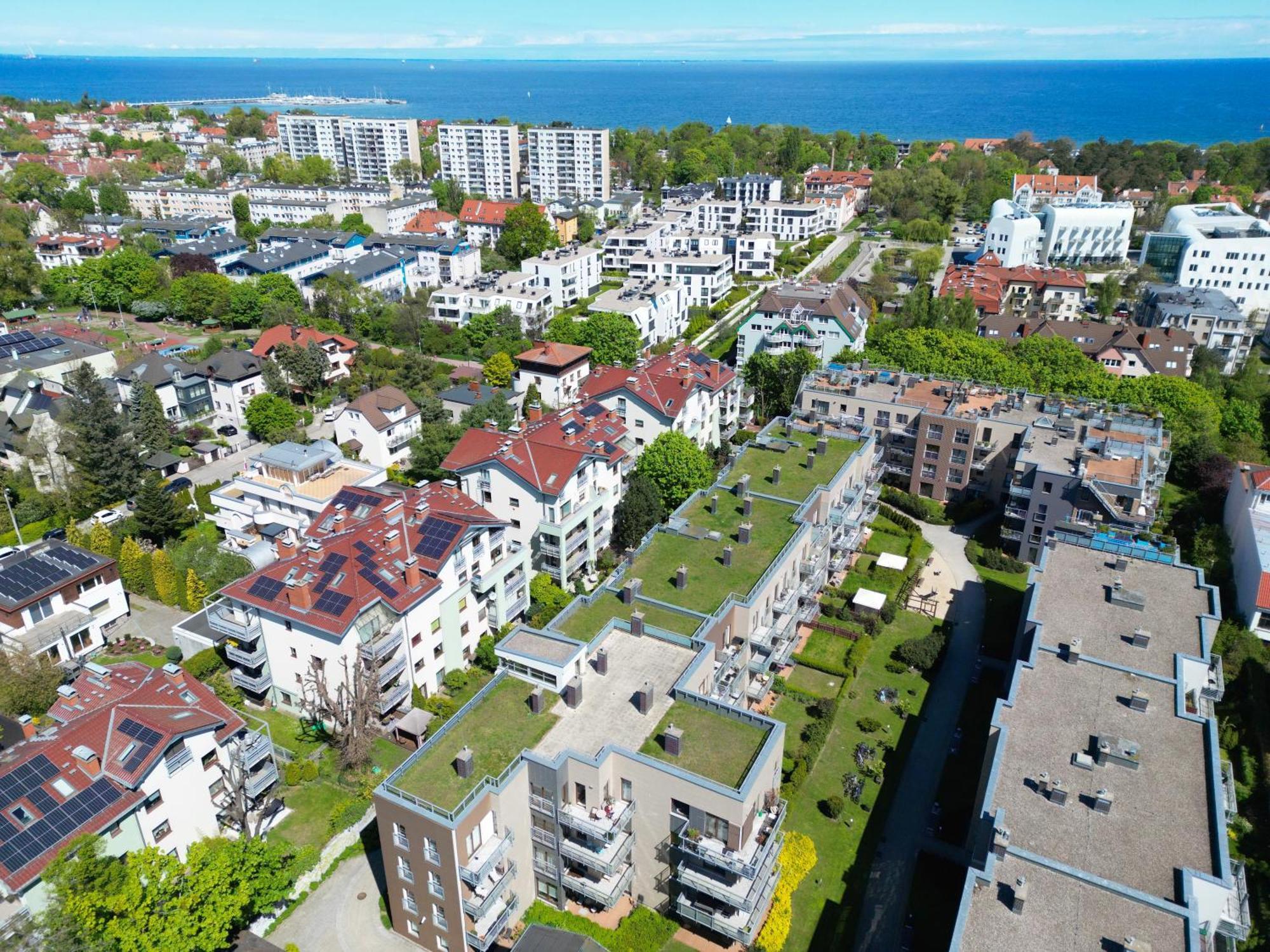 Sopocka Rezydencja I 12 Min Plaza I Zamkniete Osiedle - Comfy Apartments Sopot Exteriör bild